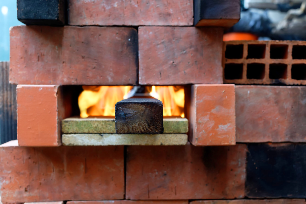 Make a new wood stove and oven - From red bricks and cement 